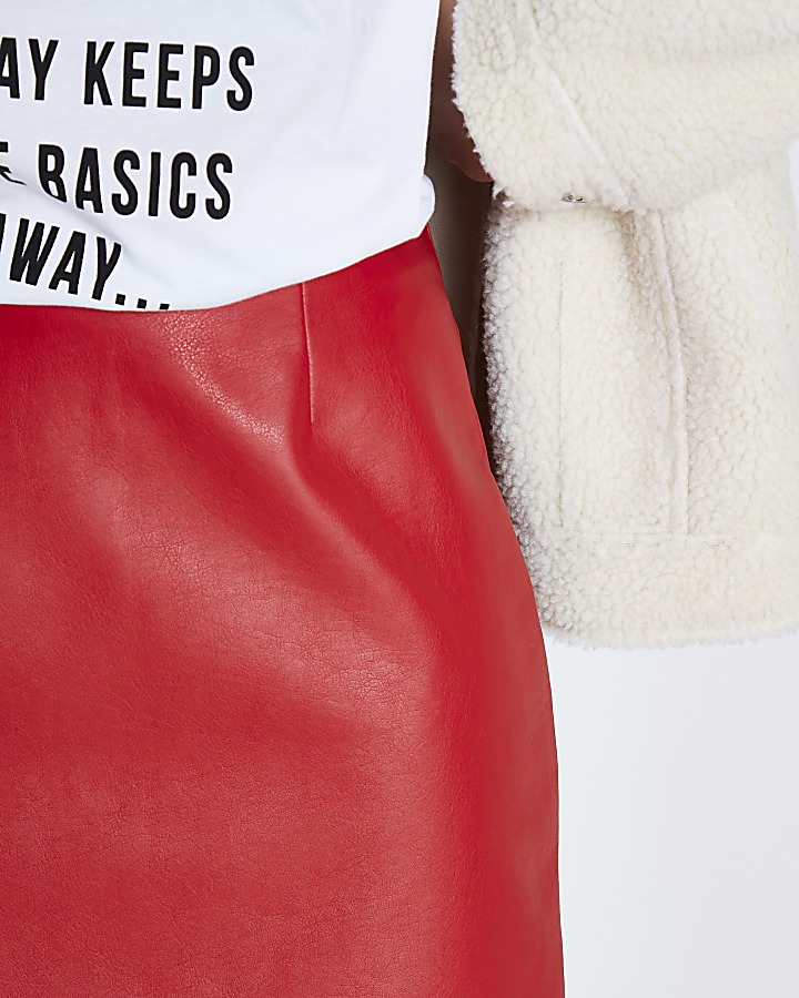 Red faux leather mini pelmet skirt