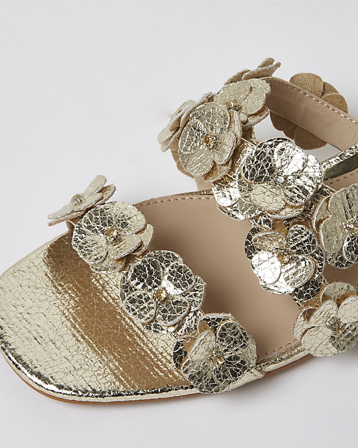 Gold metallic 3D flower strappy sandals