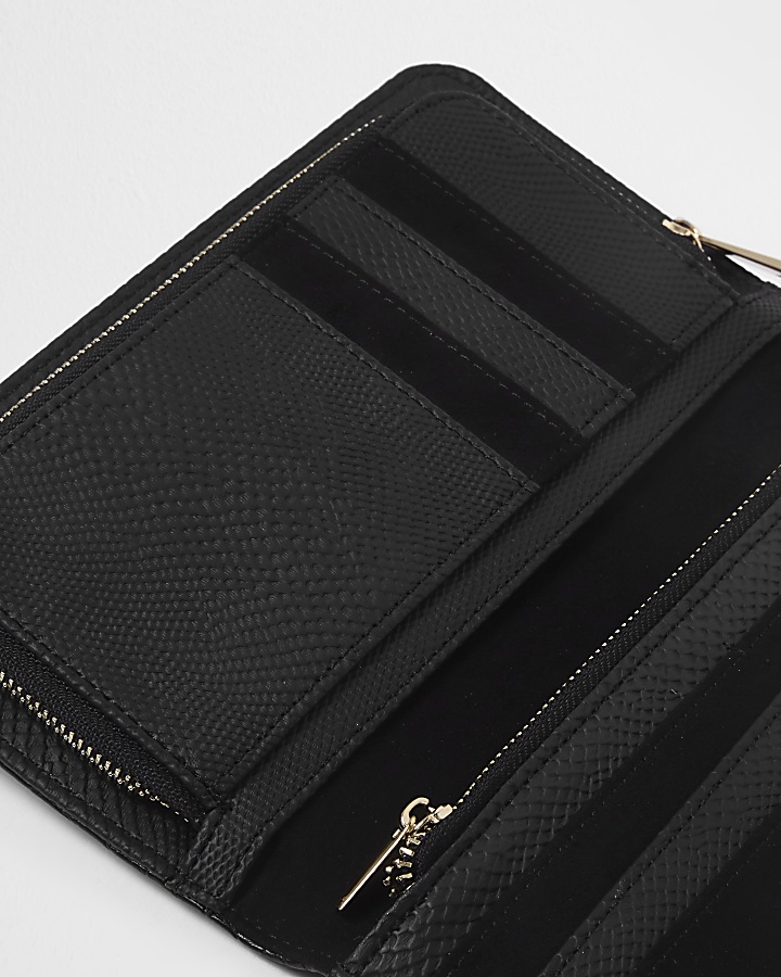 Black double hoop tassel tab folded purse