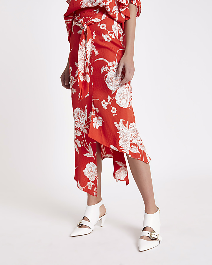 Red floral print asymmetric split hem skirt