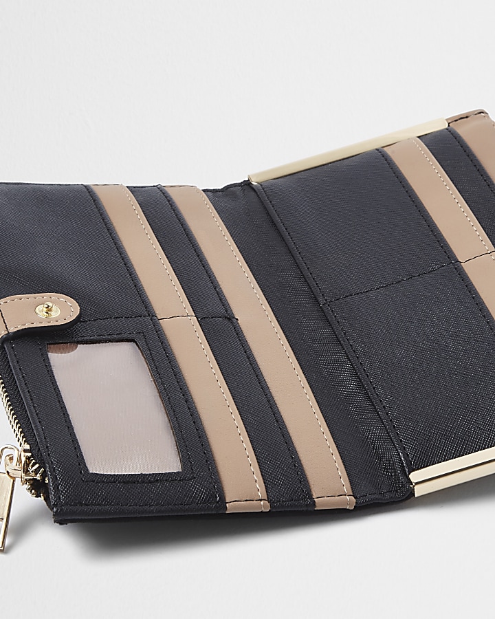 Black woven pocket slim foldout purse