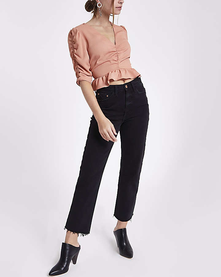 Petite pink ruched front puff sleeve crop top