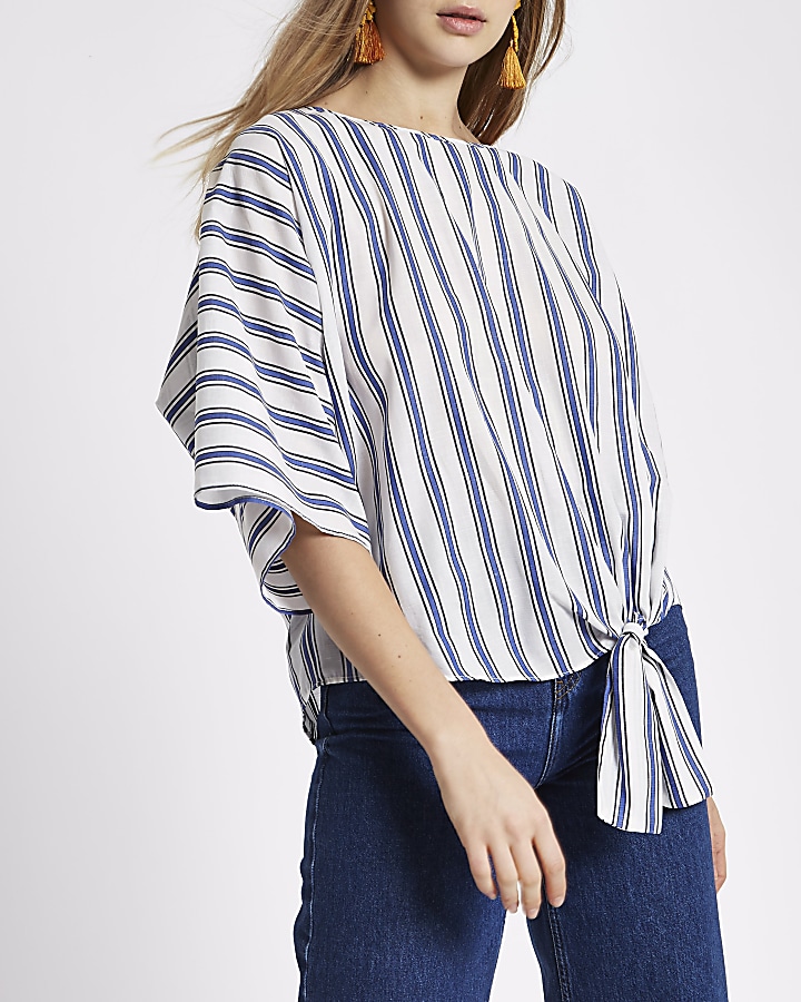 Blue stripe print knot side T-shirt
