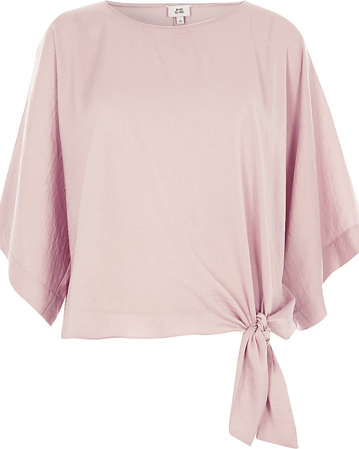 Light pink short sleeve knot side T-shirt