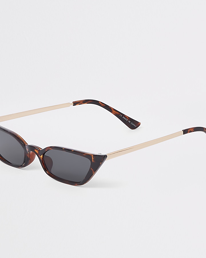 Brown tortoise shell slim visor sunglasses