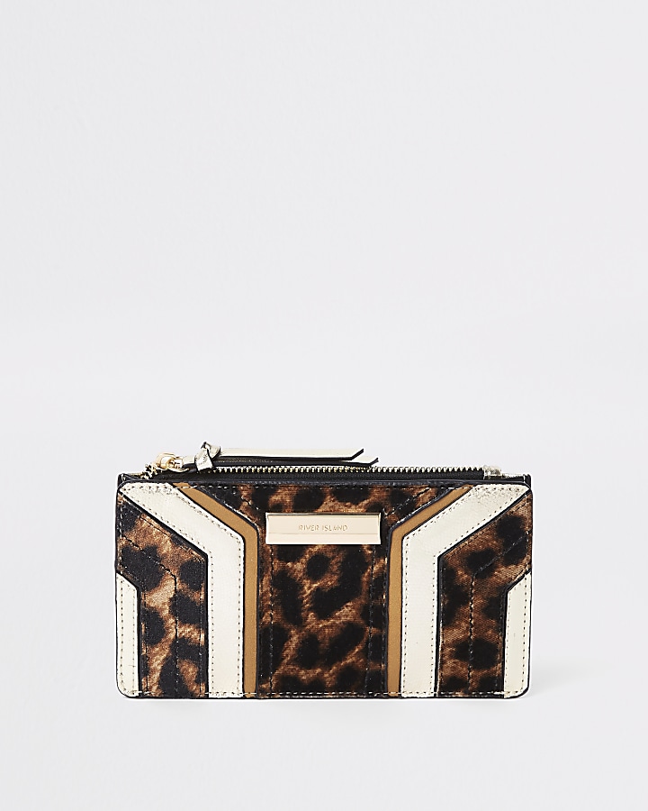 Beige cutabout leopard print fold out purse