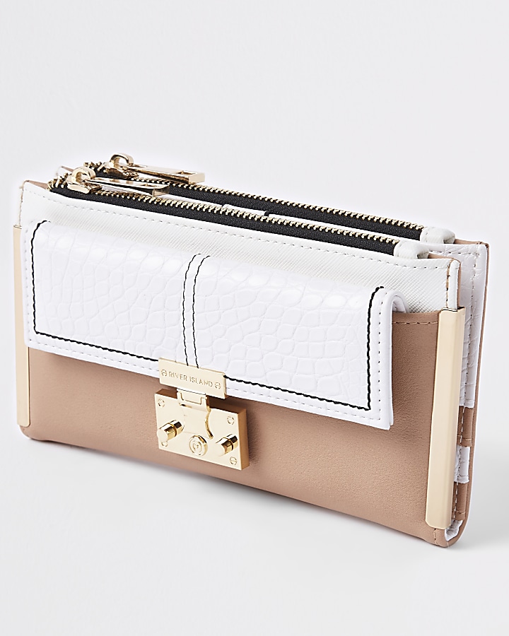 White lock pocket front foldout purse