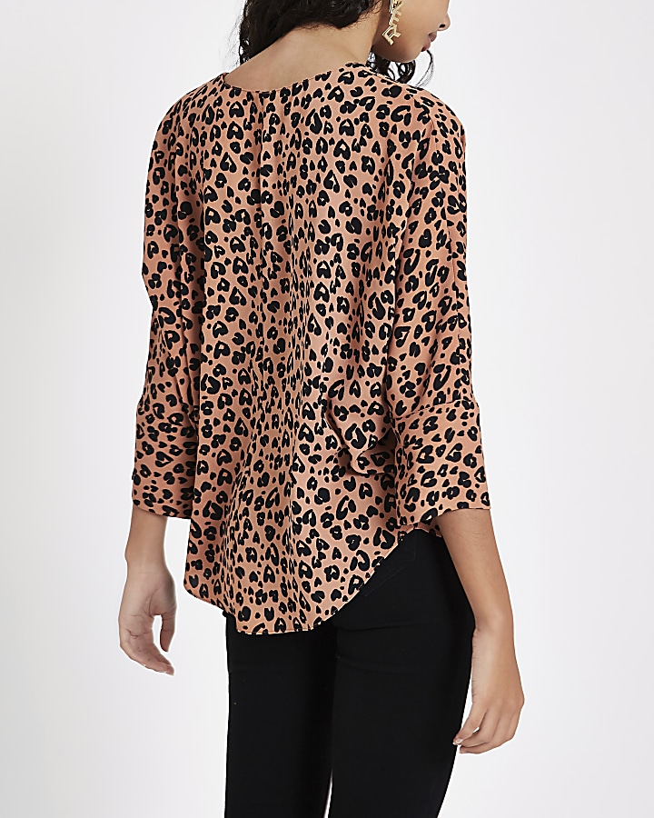 Brown leopard print loose fit top