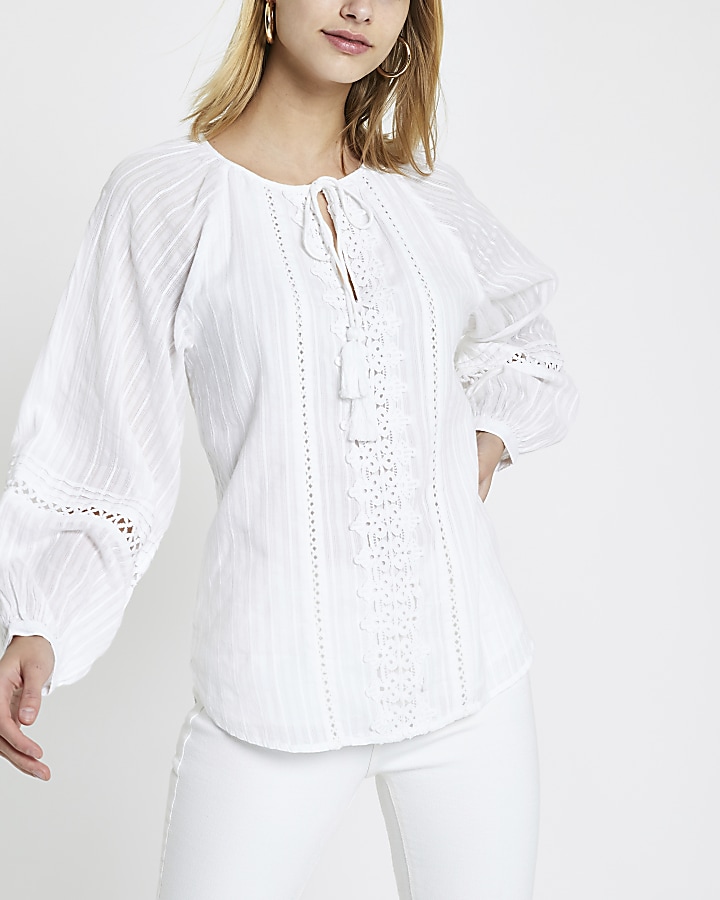 White tie lace trim long sleeve top