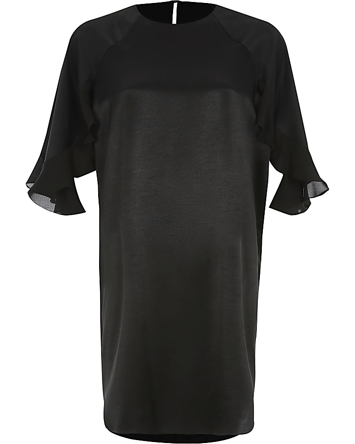 Black frill sleeve swing dress