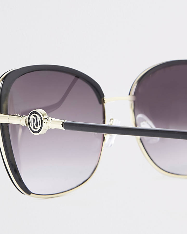 Black smoke lens glam sunglasses