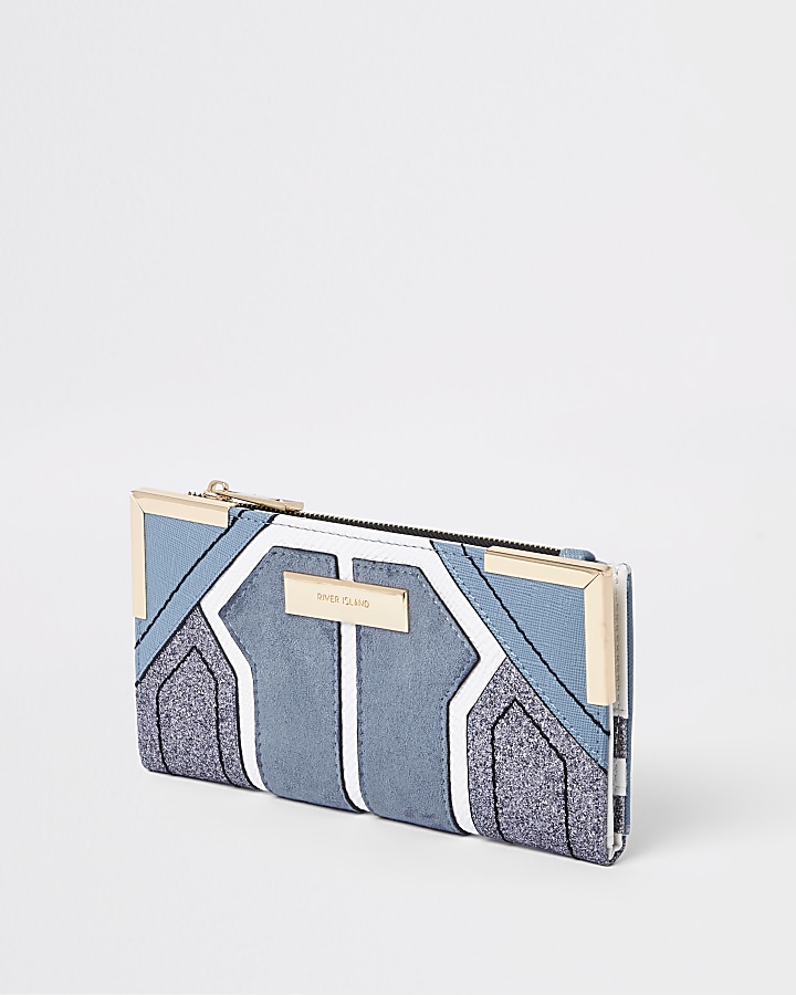 Light blue cutabout foldout purse