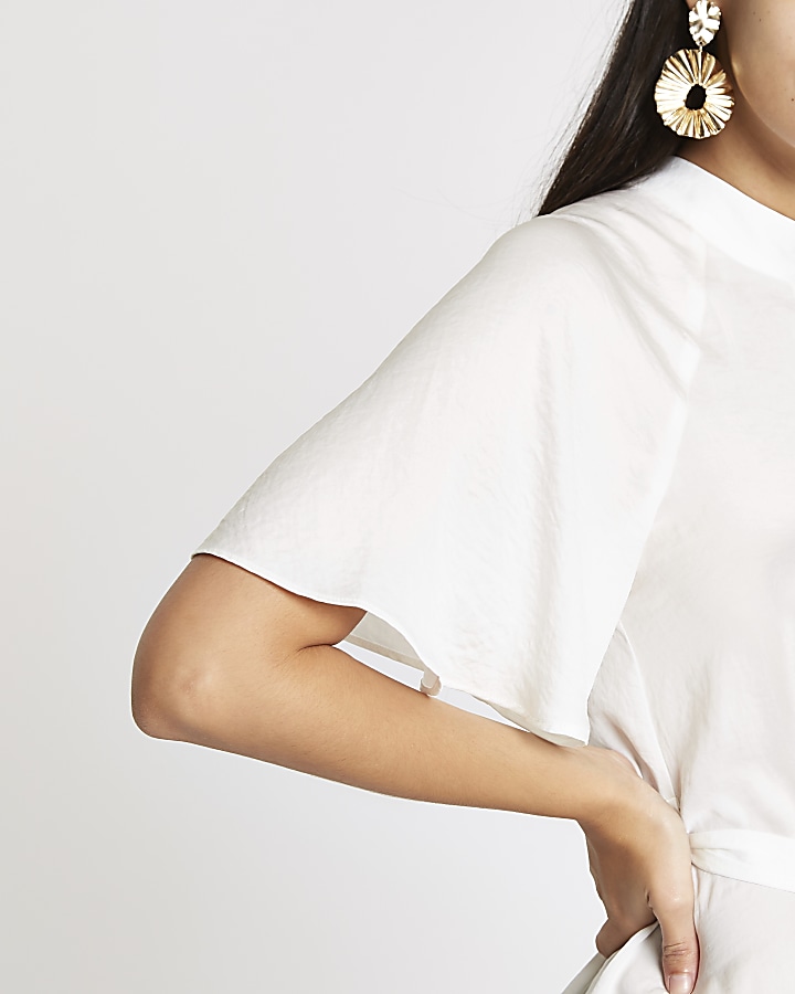 White tie waist batwing sleeve blouse