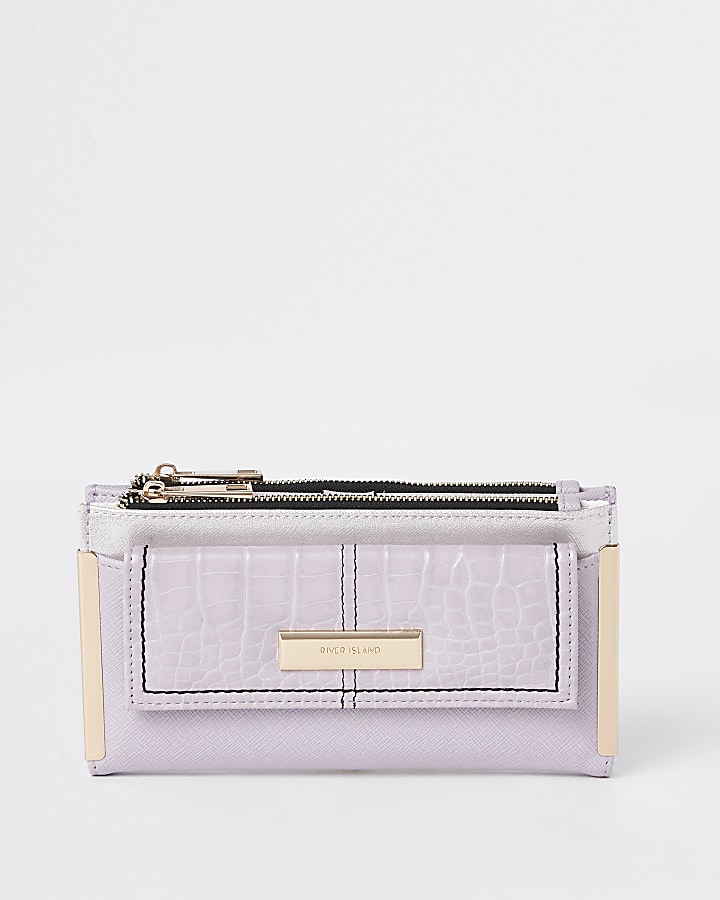 Lilac front pocket foldout purse