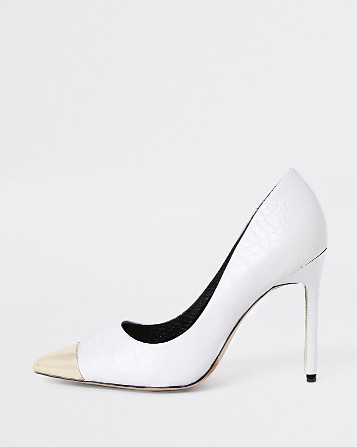 White metal toe skinny heel court shoes