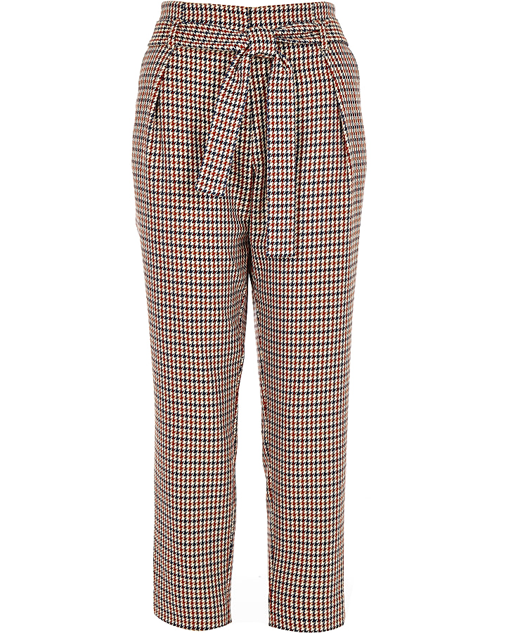 Red check tie waist tapered trousers