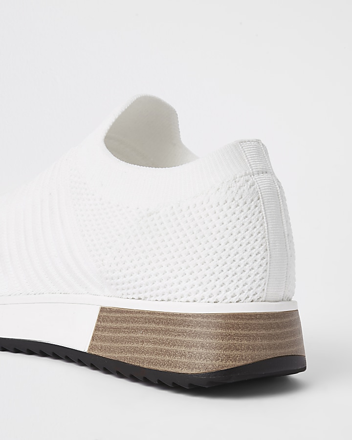 White knitted runner trainers
