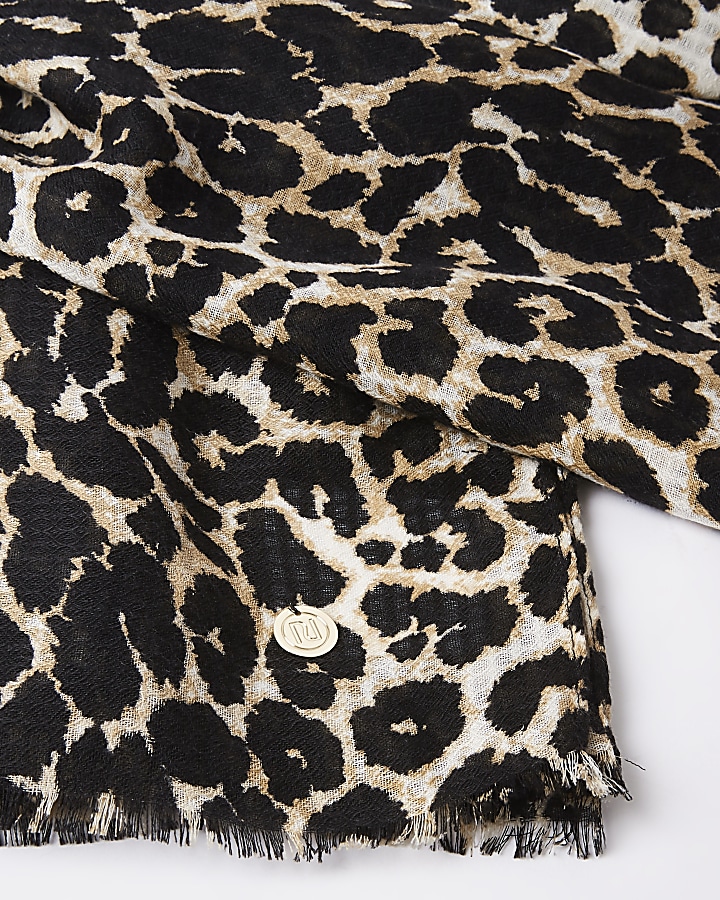 Brown leopard print scarf