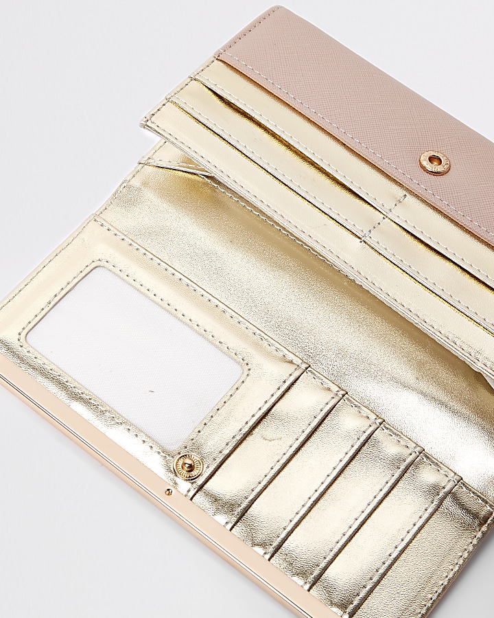 Light pink glitter cutabout clip top purse