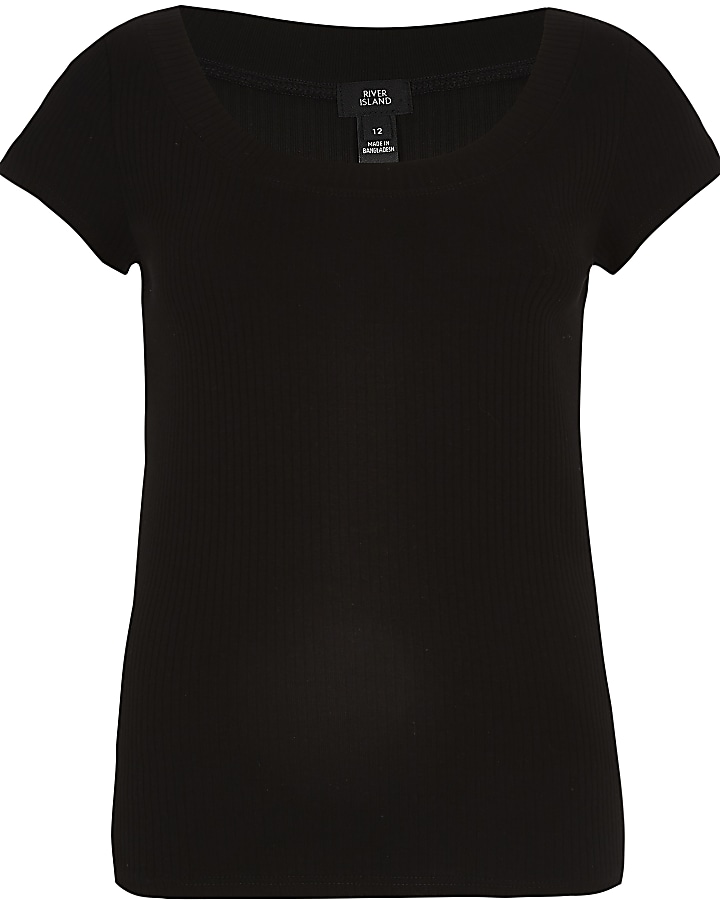 Black scoop neck fitted T-shirt