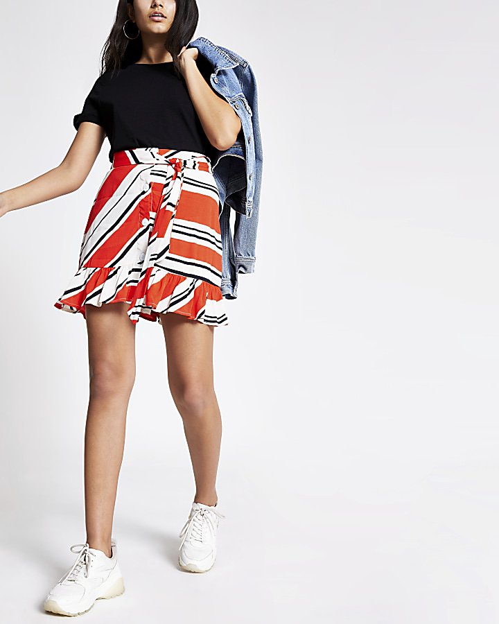 Red stripe print tie waist mini skirt
