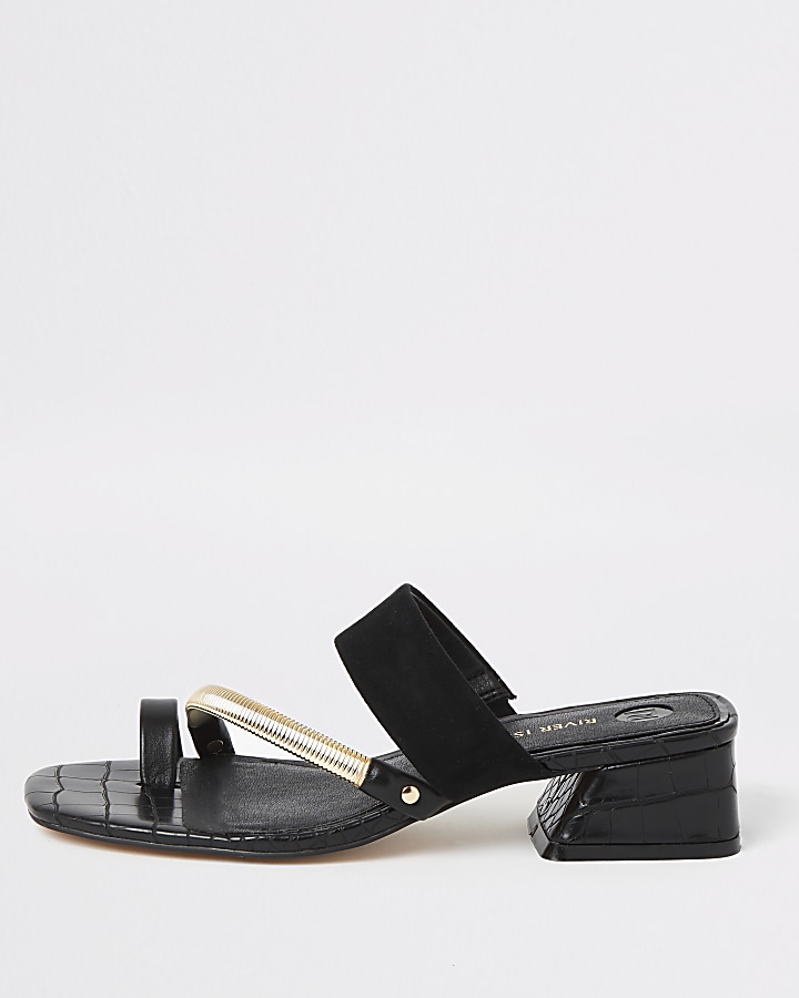 Black asymmetric toe ring sandals
