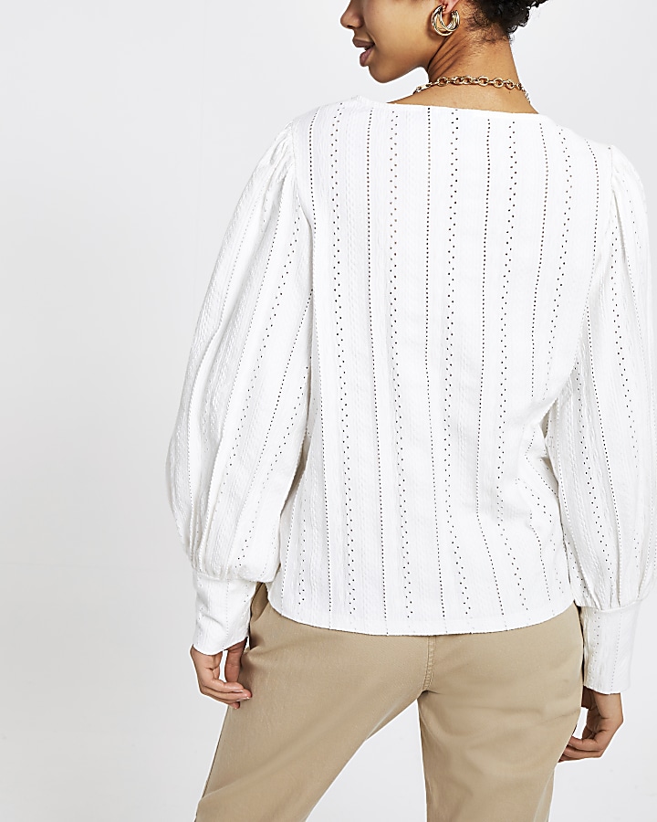 White broidered puff sleeve top