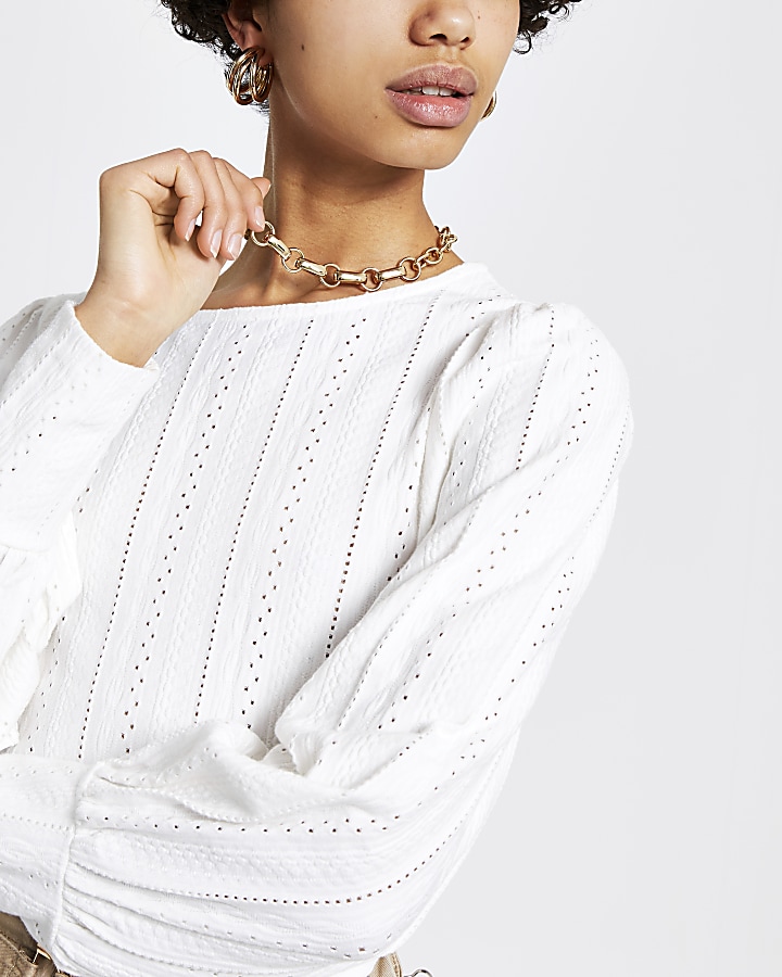 White broidered puff sleeve top