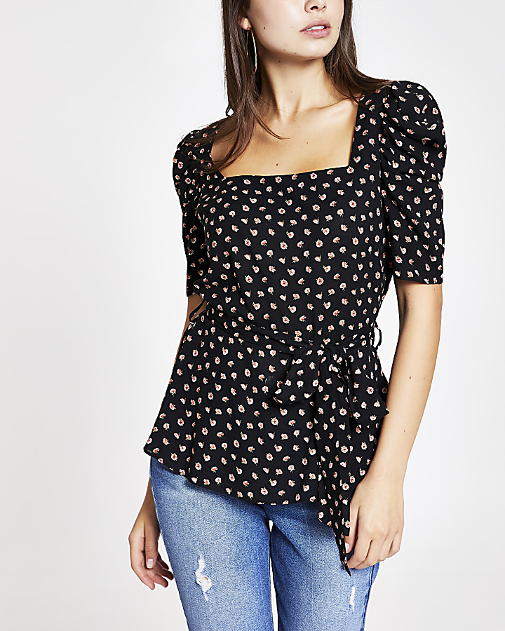 Black ditsy floral puff sleeve top