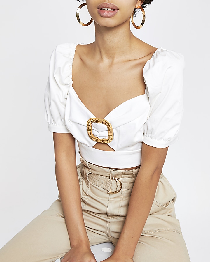 White buckle front puff sleeve crop top