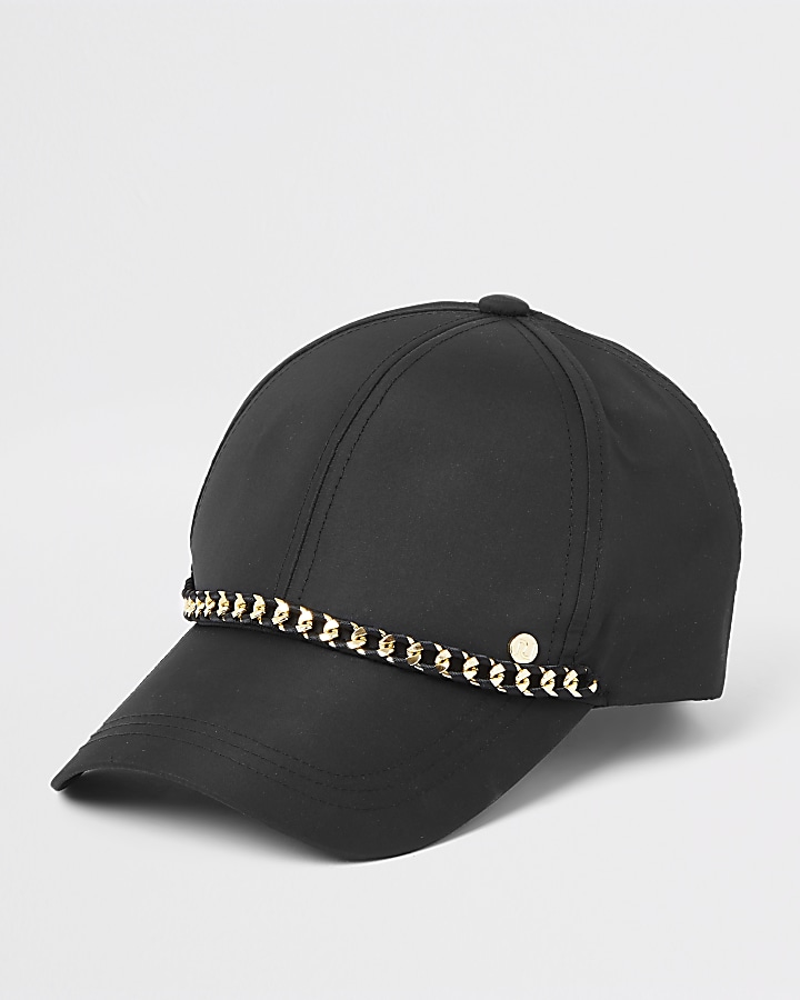 Black chain baseball cap