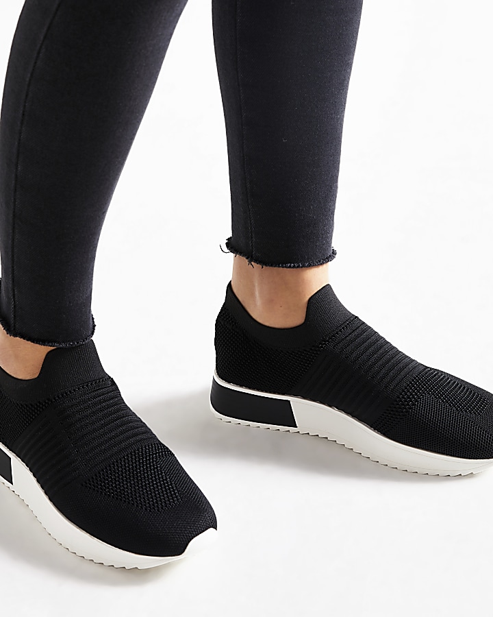Black textured knit runner trainers