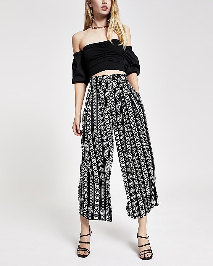 Black chain print cropped trousers