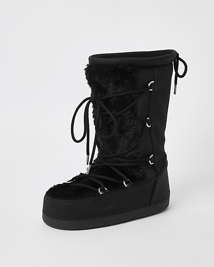 Black faux fur trim snow boots
