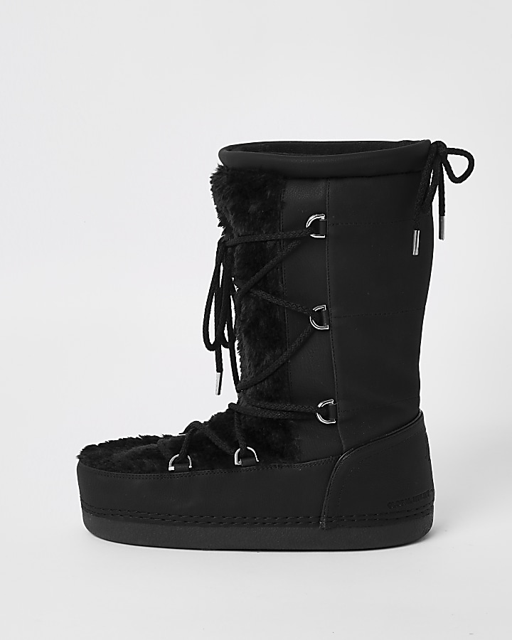 Black faux fur trim snow boots