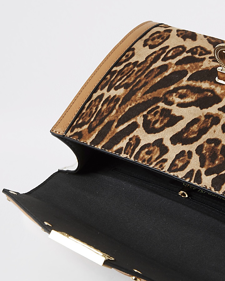 Beige leopard print shoulder bag