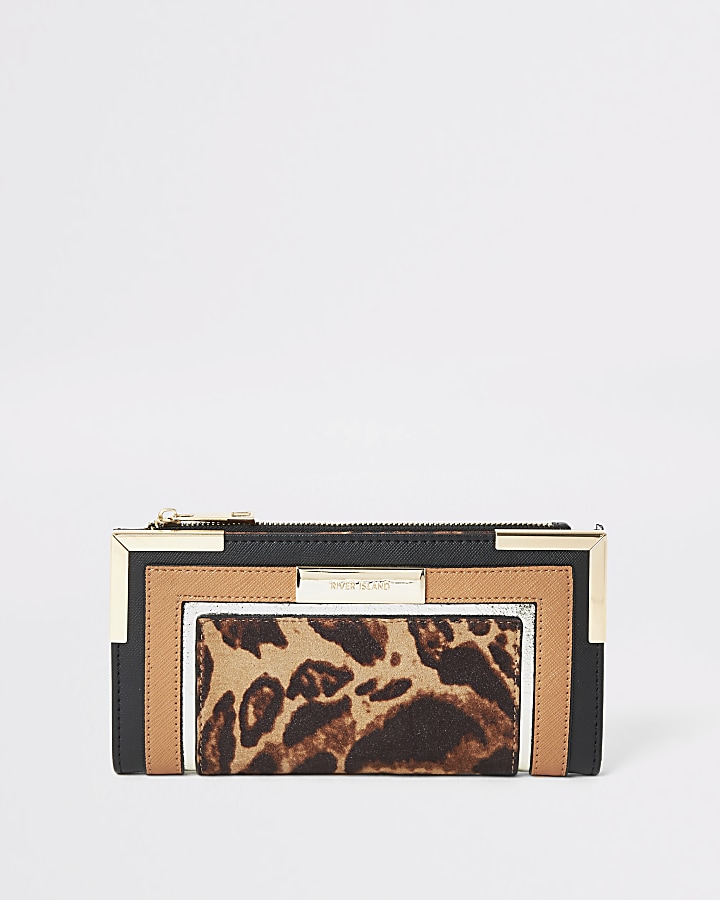Beige leopard print foldout purse