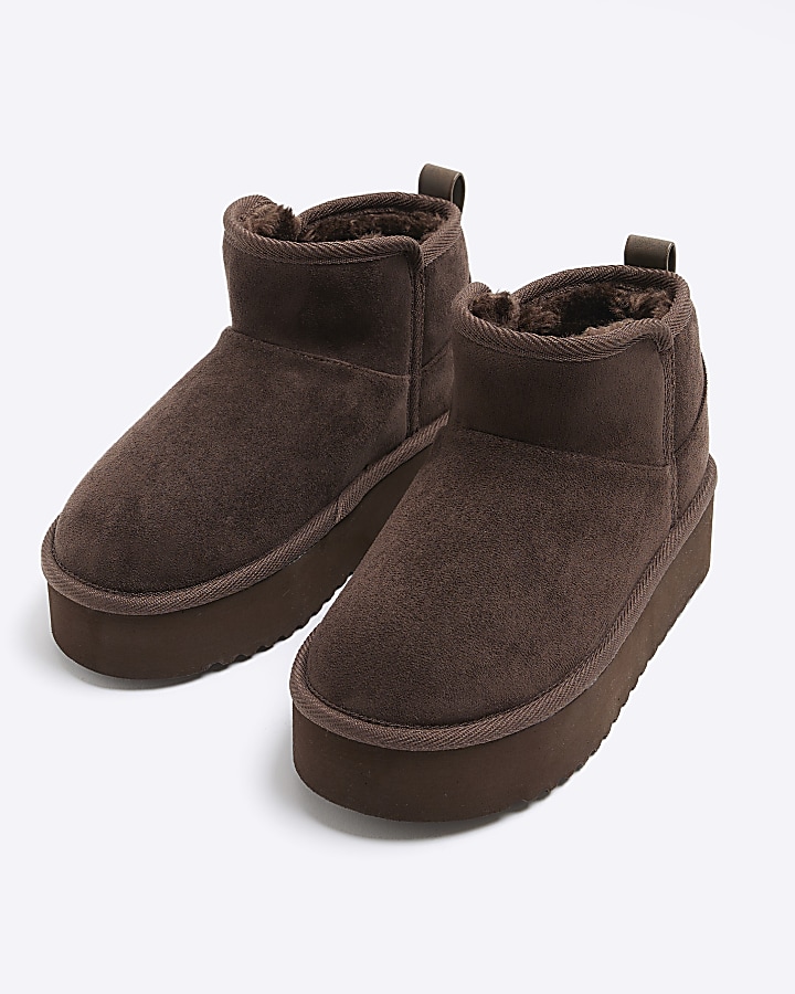 Brown faux fur platform boots