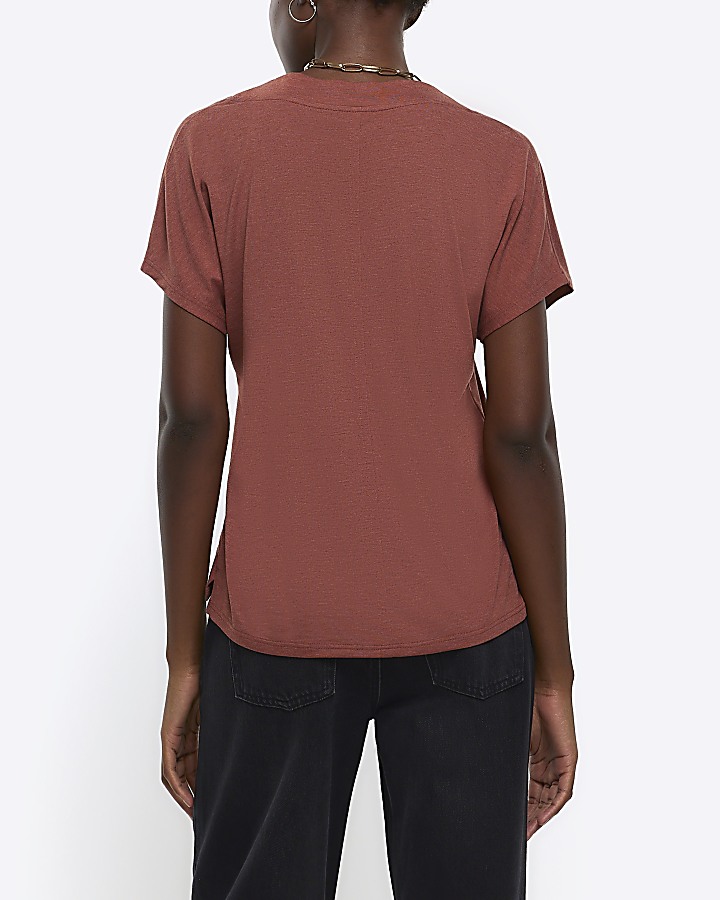 Brown vneck tshirt River Island