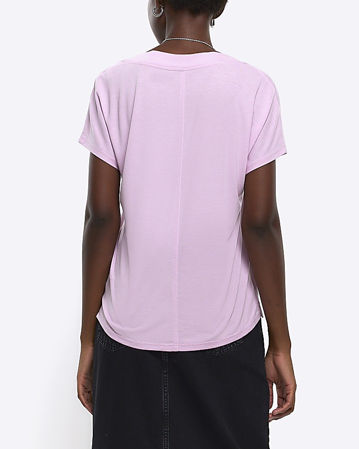 Pink v-neck t-shirt