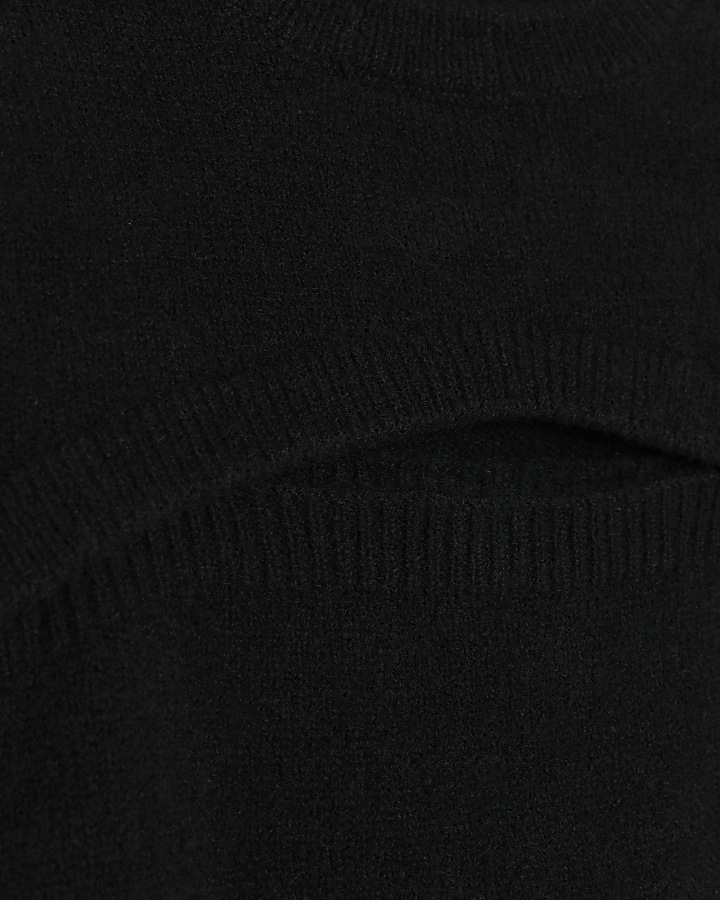 Black long sleeve cosy jumper