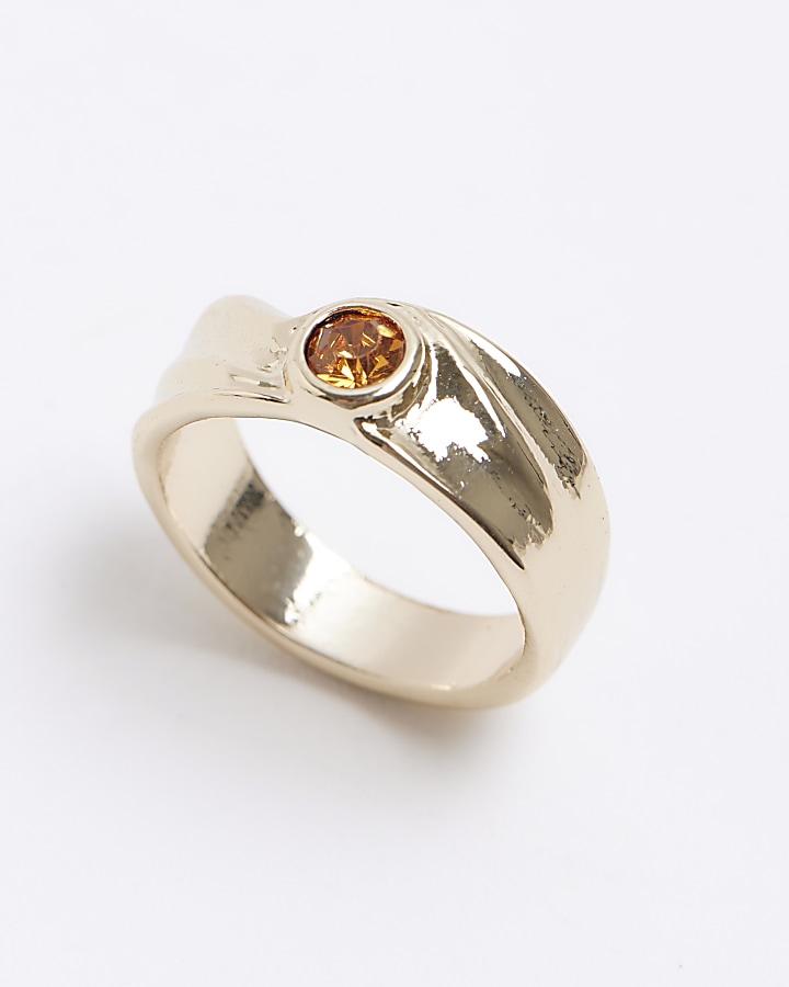Gold amber stone band ring