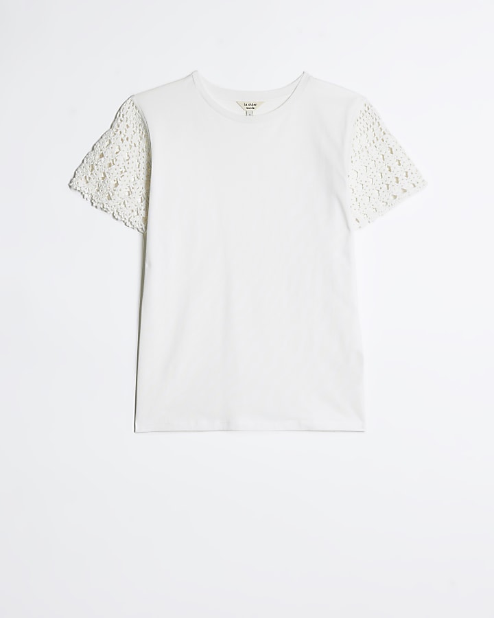 White crochet sleeve t-shirt