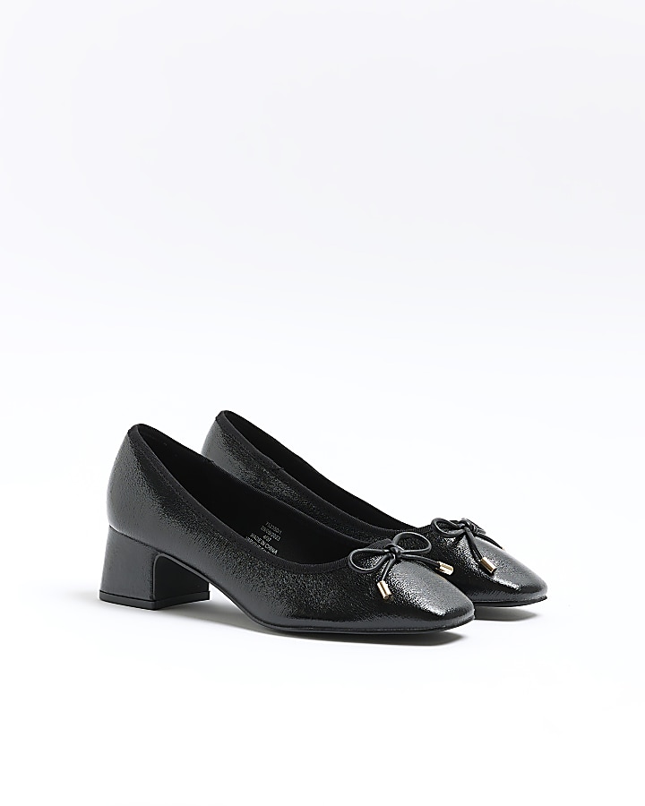 Black bow heeled court shoes