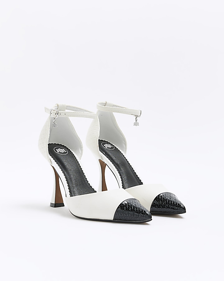 Cream embossed heeled court shoes River Island