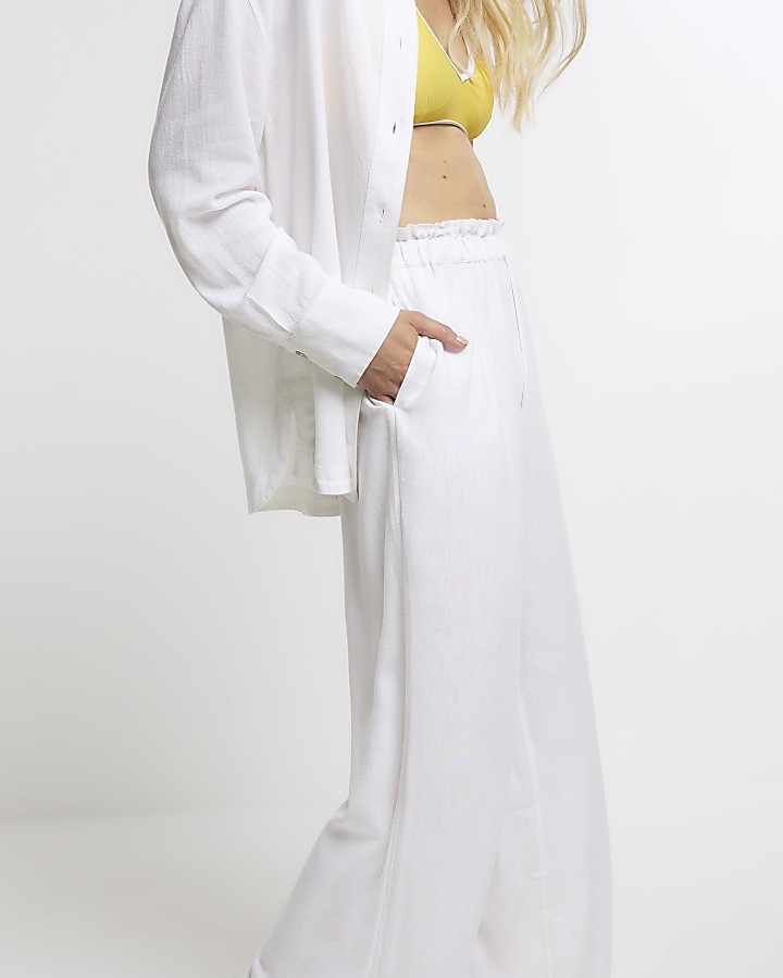 White wide leg trousers with linen
