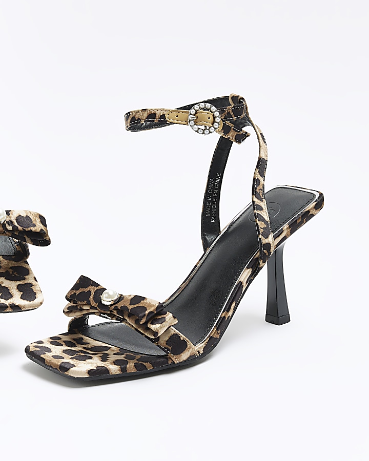 Brown leopard print pearl bow heeled sandals