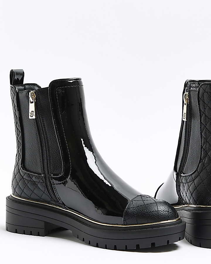 quilted chelsea boots