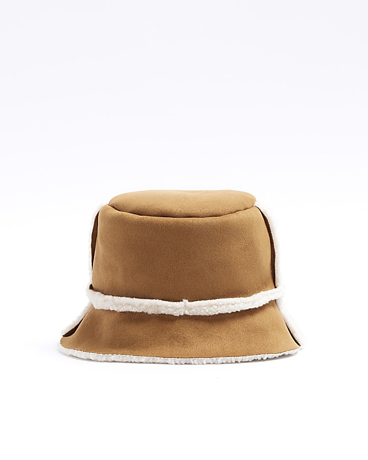 Beige borg trim bucket hat