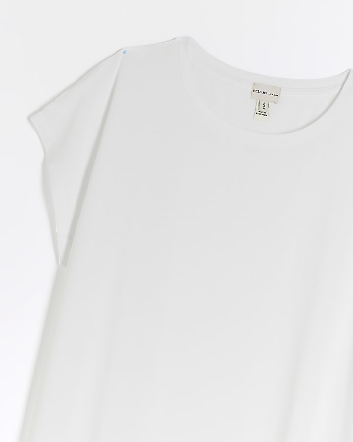 White split hem t-shirt